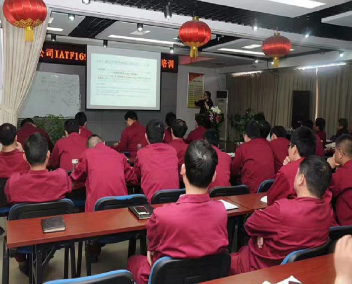 鴻安德龍-五大核心工具培訓現場4